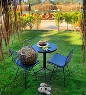 Green Pine Beach & Bungalows