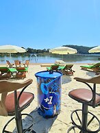 Green Pine Beach & Bungalows