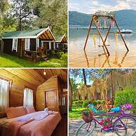 Green Pine Beach & Bungalows