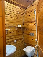 Green Pine Beach & Bungalows