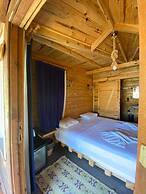 Green Pine Beach & Bungalows