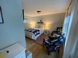 Hanscom's Motel and Cottages