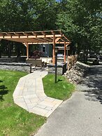 Hanscom's Motel and Cottages