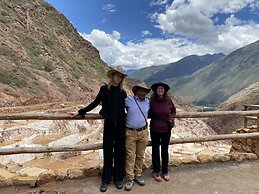 Chinchero Boutique Hotel & Tours