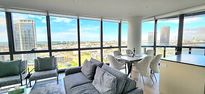 Melbourne Lifestyle Apartments - Best Views on Collins