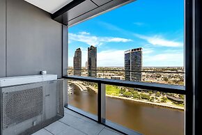 Melbourne Lifestyle Apartments - Best Views on Collins