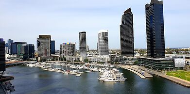 Melbourne Lifestyle Apartments - Best Views on Collins