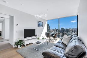 Melbourne Lifestyle Apartments - Best Views on Collins
