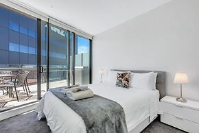 Melbourne Lifestyle Apartments - Best Views on Collins