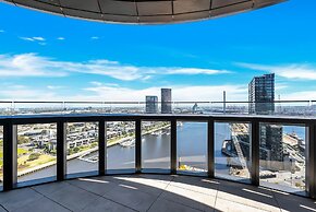 Melbourne Lifestyle Apartments - Best Views on Collins