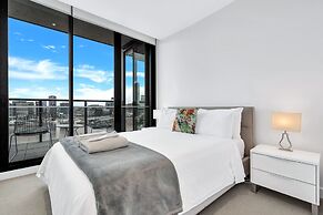 Melbourne Lifestyle Apartments - Best Views on Collins