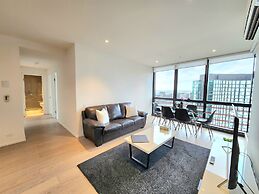 Melbourne Lifestyle Apartments - Best Views on Collins