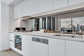 Melbourne Lifestyle Apartments - Best Views on Collins