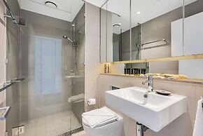 Melbourne Lifestyle Apartments - Best Views on Collins