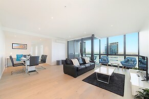 Melbourne Lifestyle Apartments - Best Views on Collins