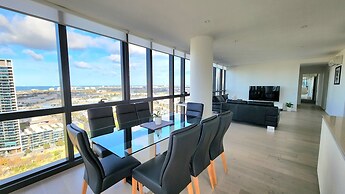 Melbourne Lifestyle Apartments - Best Views on Collins