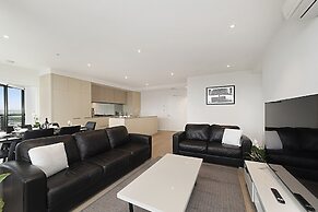 Melbourne Lifestyle Apartments - Best Views on Collins