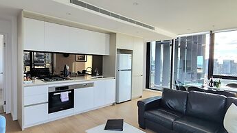 Melbourne Lifestyle Apartments - Best Views on Collins