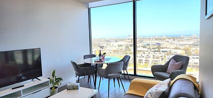 Melbourne Lifestyle Apartments - Best Views on Collins