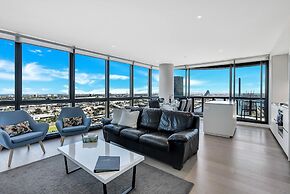 Melbourne Lifestyle Apartments - Best Views on Collins