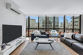 Melbourne Lifestyle Apartments - Best Views on Collins