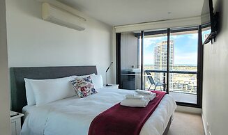 Melbourne Lifestyle Apartments - Best Views on Collins