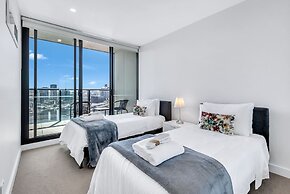 Melbourne Lifestyle Apartments - Best Views on Collins
