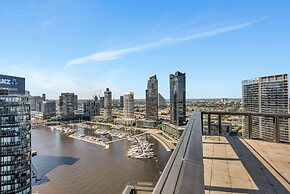 Melbourne Lifestyle Apartments - Best Views on Collins