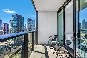 Melbourne Lifestyle Apartments - Best Views on Collins