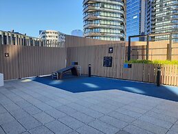 Melbourne Lifestyle Apartments - Best Views on Collins