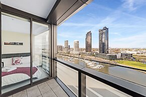 Melbourne Lifestyle Apartments - Best Views on Collins