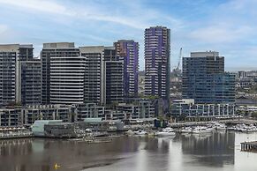 Melbourne Lifestyle Apartments - Best Views on Collins