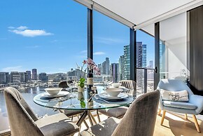Melbourne Lifestyle Apartments - Best Views on Collins