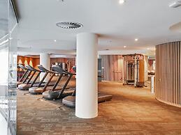 Melbourne Lifestyle Apartments - Best Views on Collins