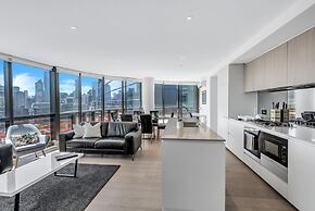Melbourne Lifestyle Apartments - Best Views on Collins