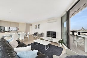Melbourne Lifestyle Apartments - Best Views on Collins