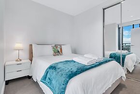 Melbourne Lifestyle Apartments - Best Views on Collins