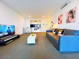 Circle On Cavill Surfers Paradise Apartments-Holiday Paradise