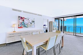 Circle On Cavill Surfers Paradise Apartments-Holiday Paradise