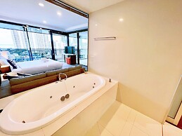 Circle On Cavill Surfers Paradise Apartments-Holiday Paradise