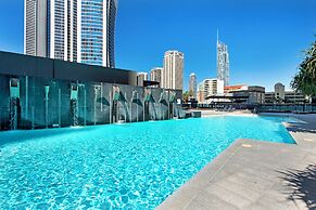 Circle On Cavill Surfers Paradise Apartments-Holiday Paradise