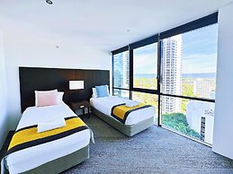 Circle On Cavill Surfers Paradise Apartments-Holiday Paradise