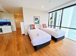Circle On Cavill Surfers Paradise Apartments-Holiday Paradise