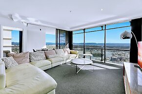 Circle On Cavill Surfers Paradise Apartments-Holiday Paradise