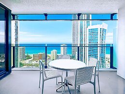 Circle On Cavill Surfers Paradise Apartments-Holiday Paradise