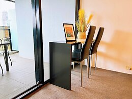 Circle On Cavill Surfers Paradise Apartments-Holiday Paradise