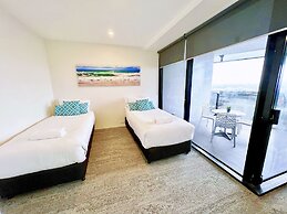 Circle On Cavill Surfers Paradise Apartments-Holiday Paradise