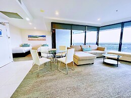 Circle On Cavill Surfers Paradise Apartments-Holiday Paradise