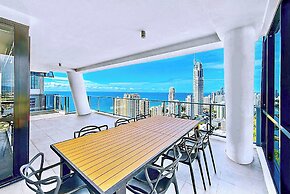 Circle On Cavill Surfers Paradise Apartments-Holiday Paradise