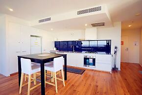 Circle On Cavill Surfers Paradise Apartments-Holiday Paradise